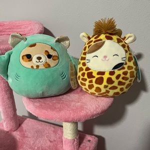 Cam giraffe and Lexie sting ray squishmallow